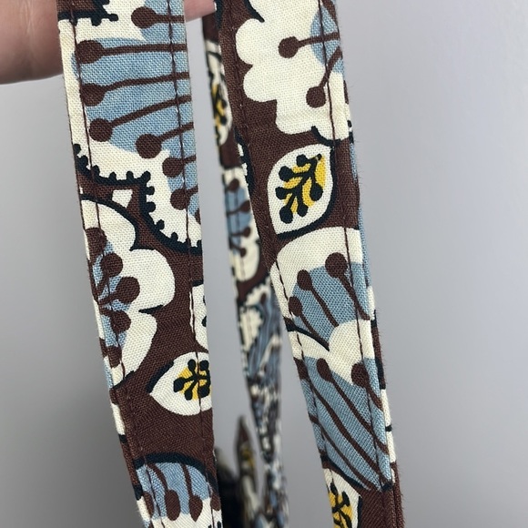 Vera Bradley Slate Shoulder Bag No Closure Two Pockets in Front magnetic closure - Picture 8 of 14